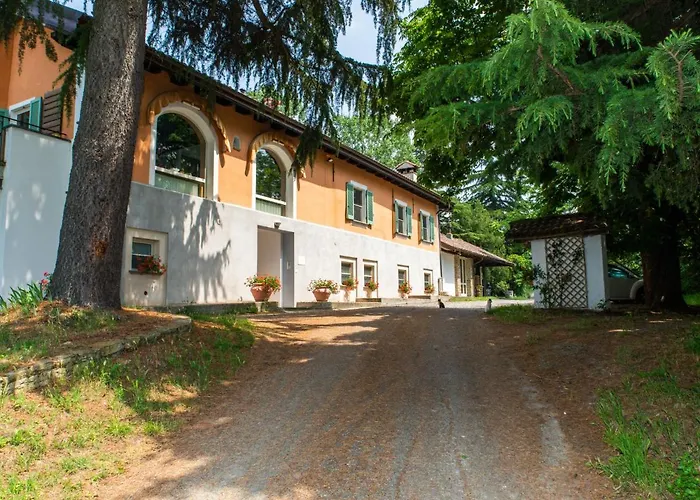 Sant'evasio By Interhome 펜션 *